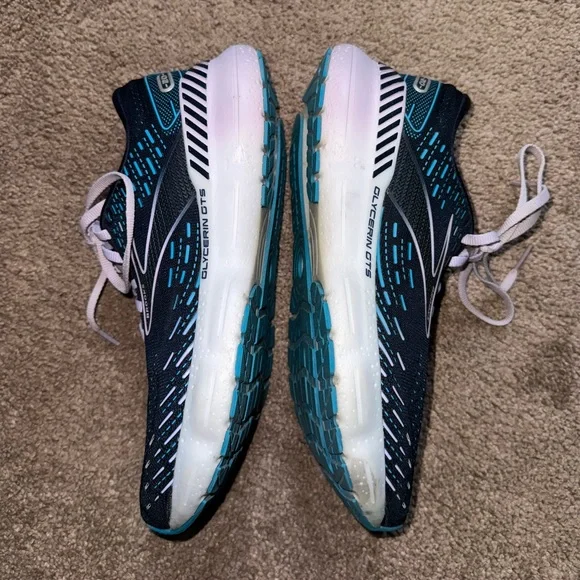 Brooks Women's Running Shoes - Navy and Pink💙 - Picture 3 of 7